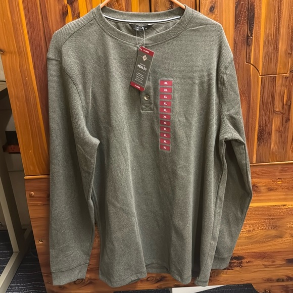 Men’s Thermal Henley - Picture 1 of 3